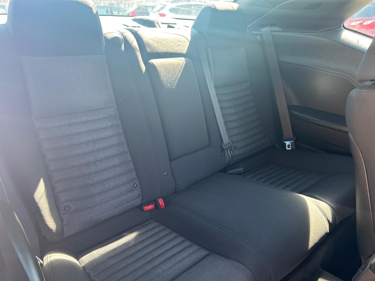 Dodge Challenger 2dr Cpe SXT 2014