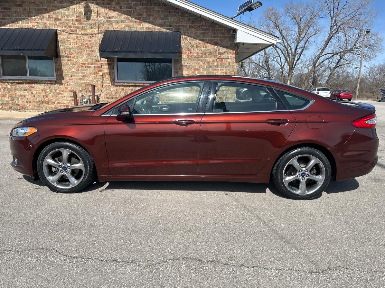 Ford Fusion 4dr Sdn SE FWD 2015