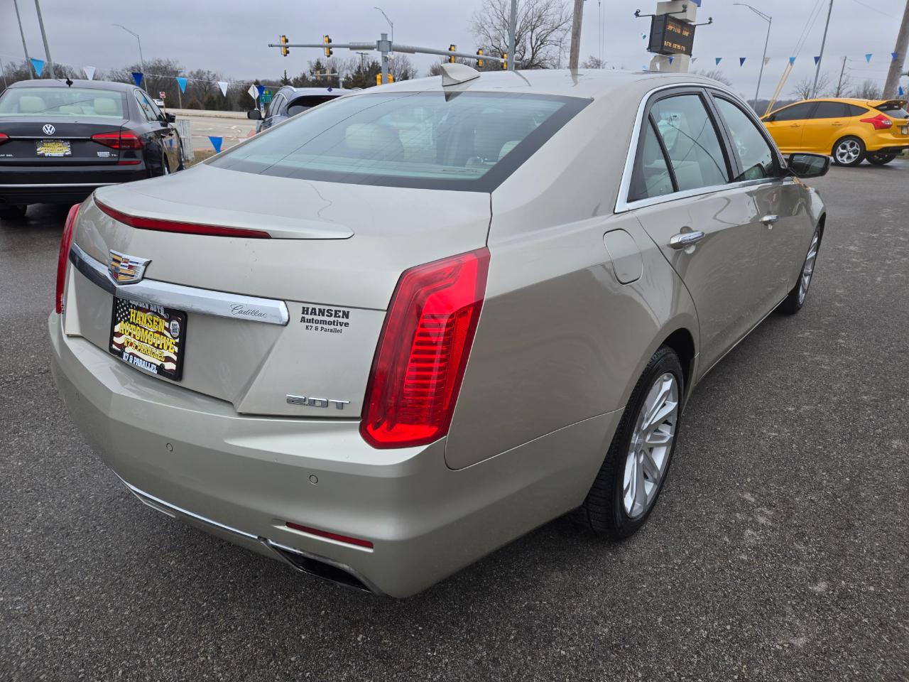 Cadillac CTS Sedan 4dr Sdn 2.0L Turbo Luxury AWD 2015