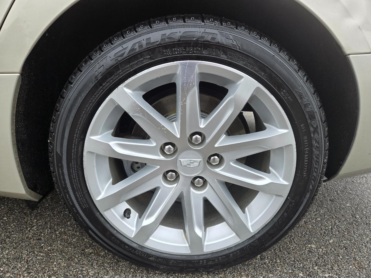 Cadillac CTS Sedan 4dr Sdn 2.0L Turbo Luxury AWD 2015