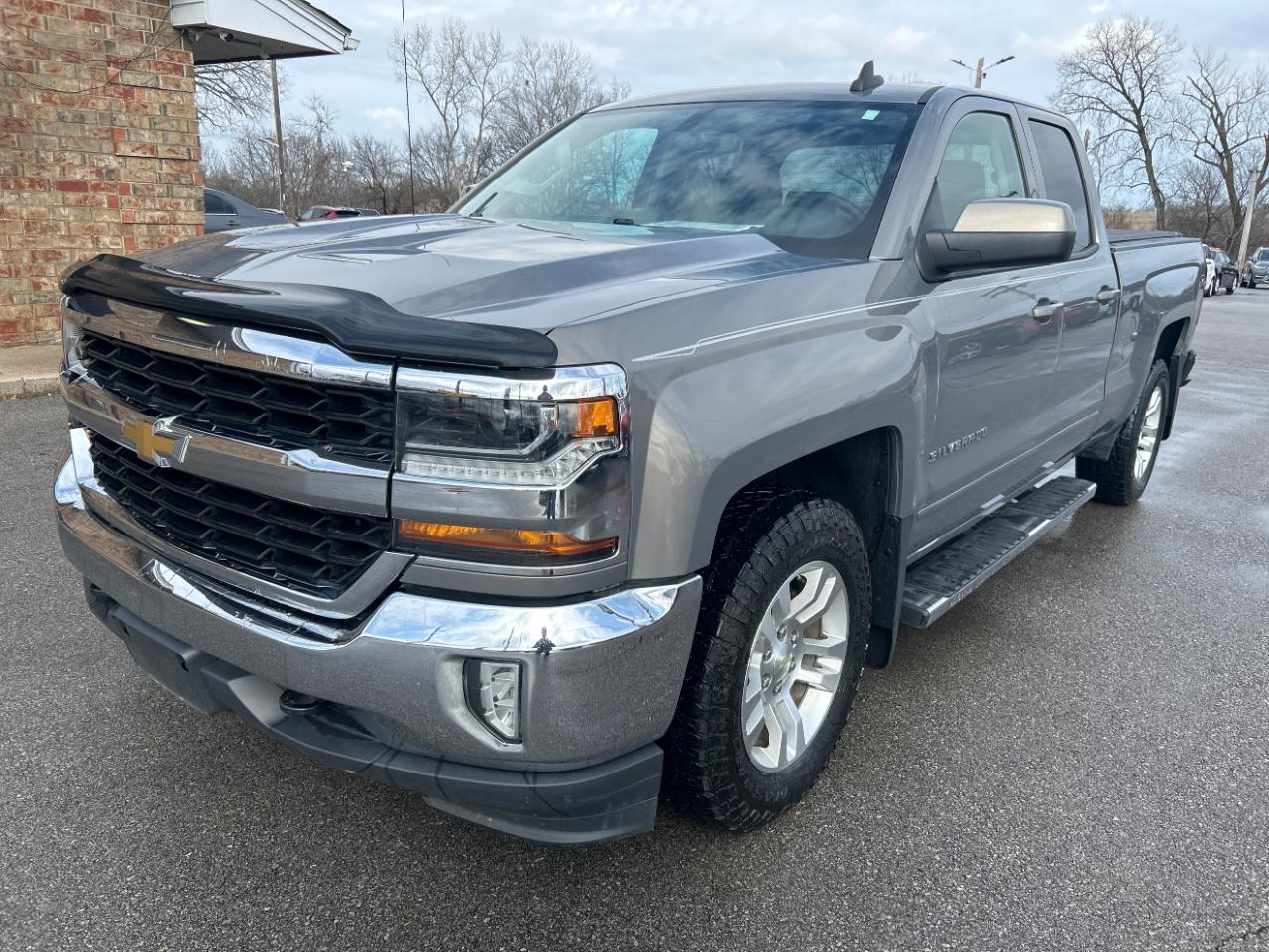2017 Chevrolet Silverado 1500 4WD Double Cab 143.5" LT w/1LT