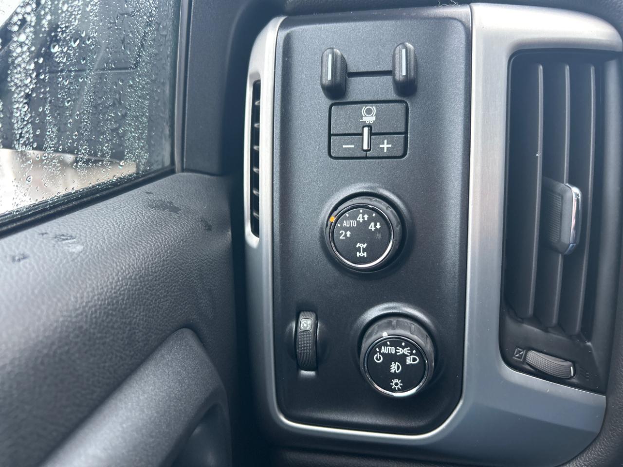 GMC Sierra 1500 4WD Crew Cab 153.0" SLE 2014