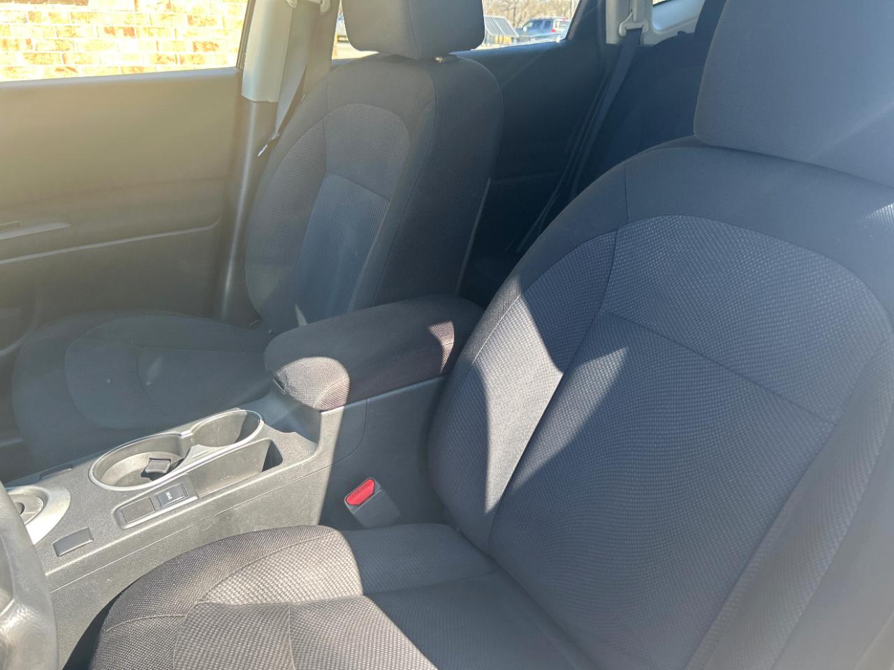 Nissan Rogue AWD 4dr S 2012