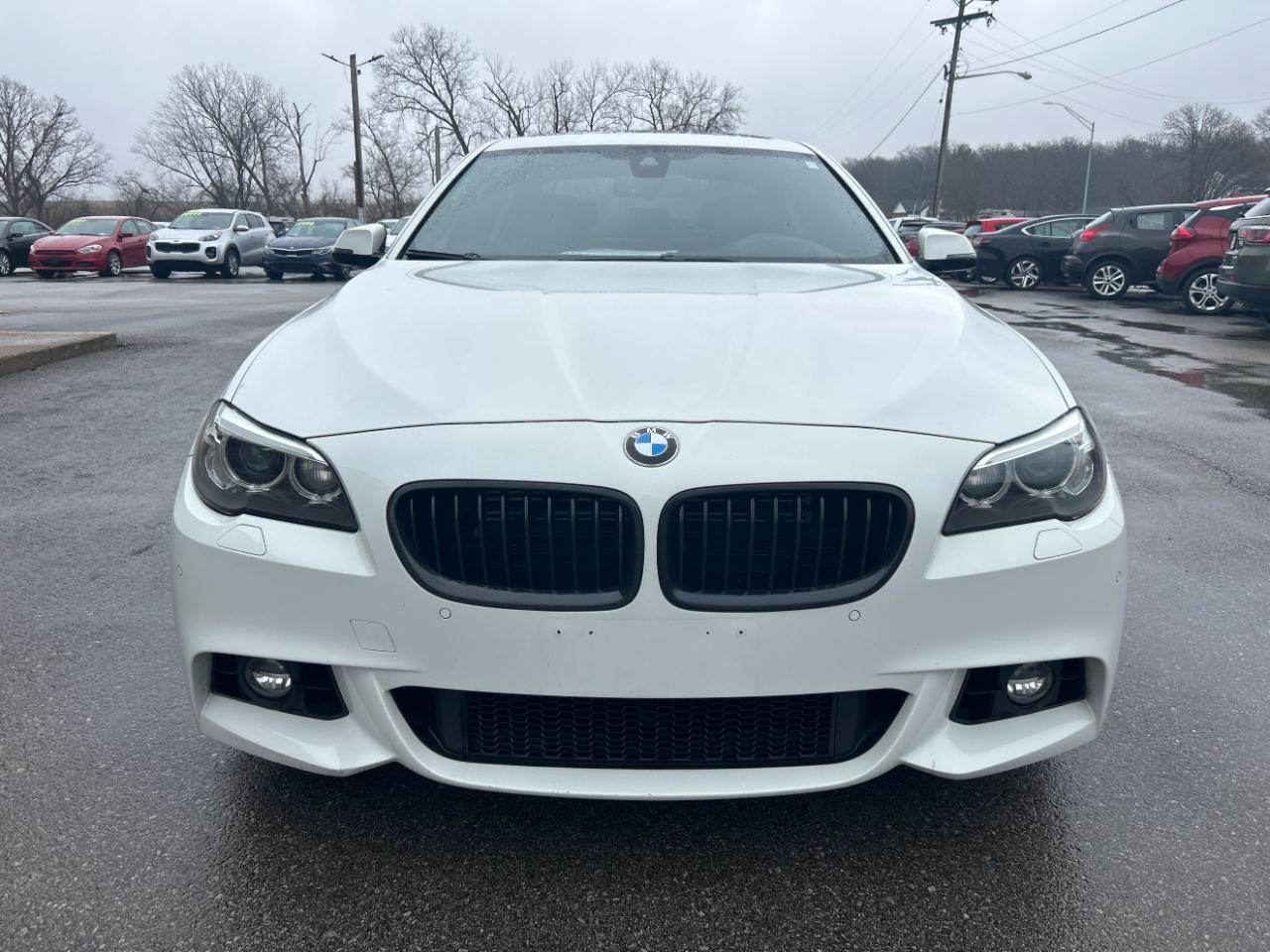 BMW 5 Series 4dr Sdn 550i xDrive AWD 2016