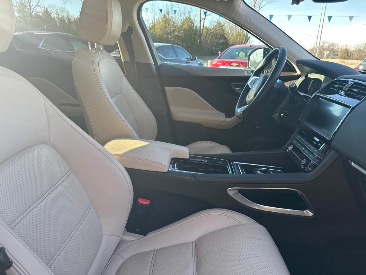 Jaguar F-Pace 30t Prestige AWD 2020