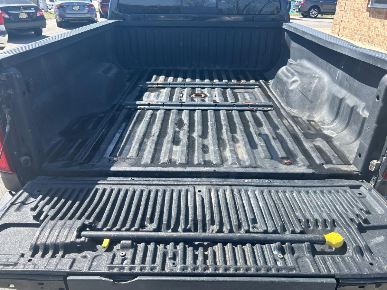 Ford Super Duty F-250 SRW 4WD Crew Cab 156" XL 2012