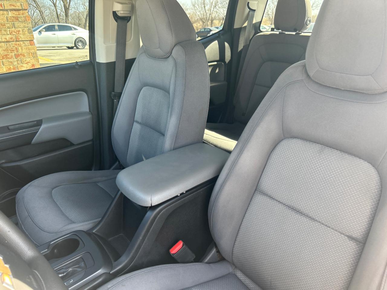 Chevrolet Colorado 4WD Crew Cab 128.3" Work Truck 2018