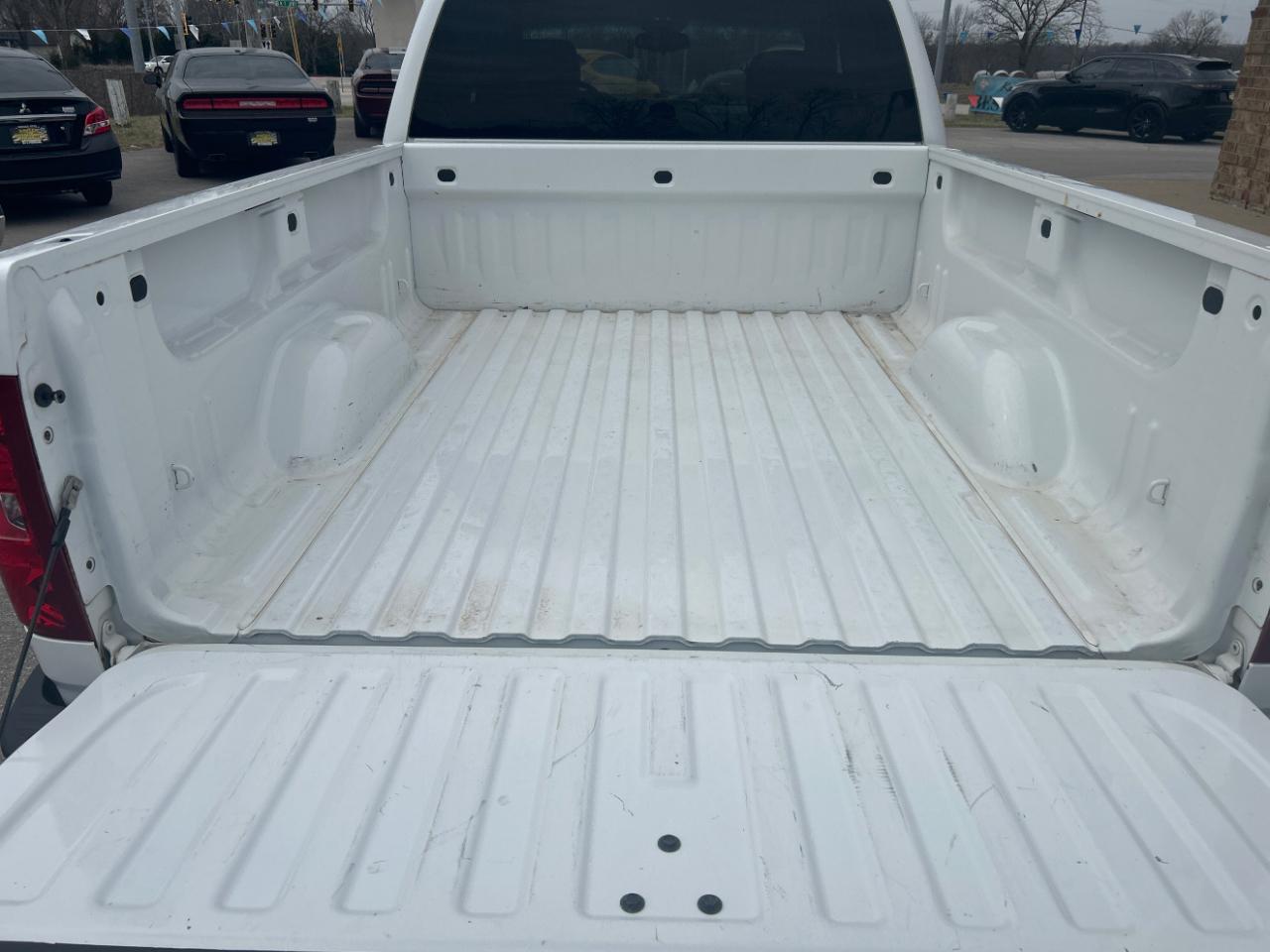 Chevrolet Silverado 1500 4WD Ext Cab 143.5" LT 2011