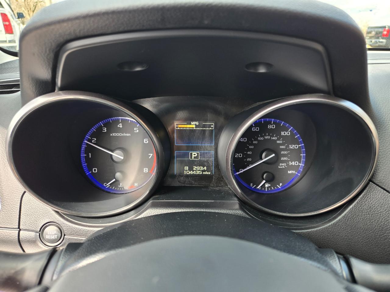 Subaru Legacy 4dr Sdn 2.5i Premium 2015