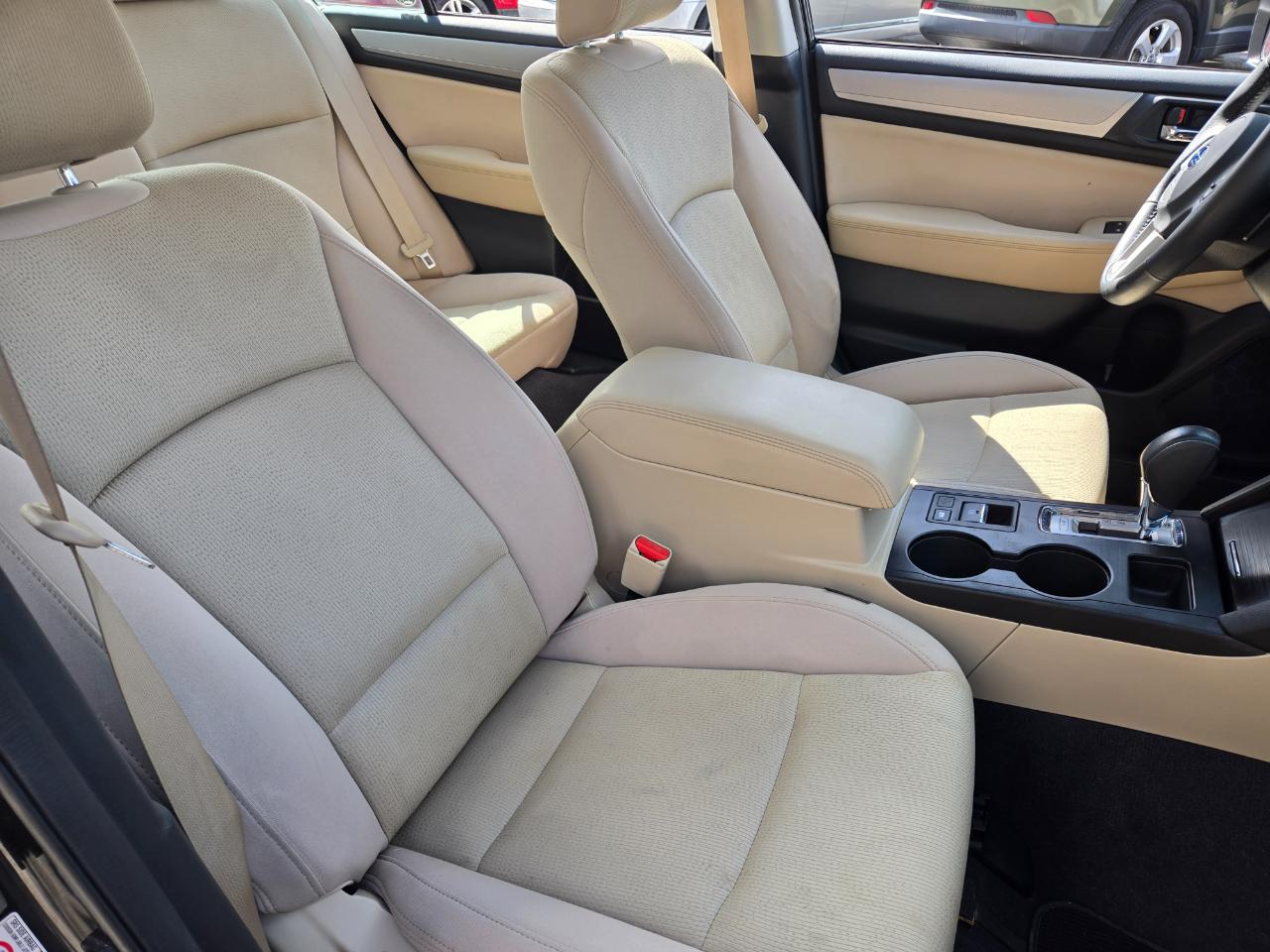 Subaru Legacy 4dr Sdn 2.5i Premium 2015