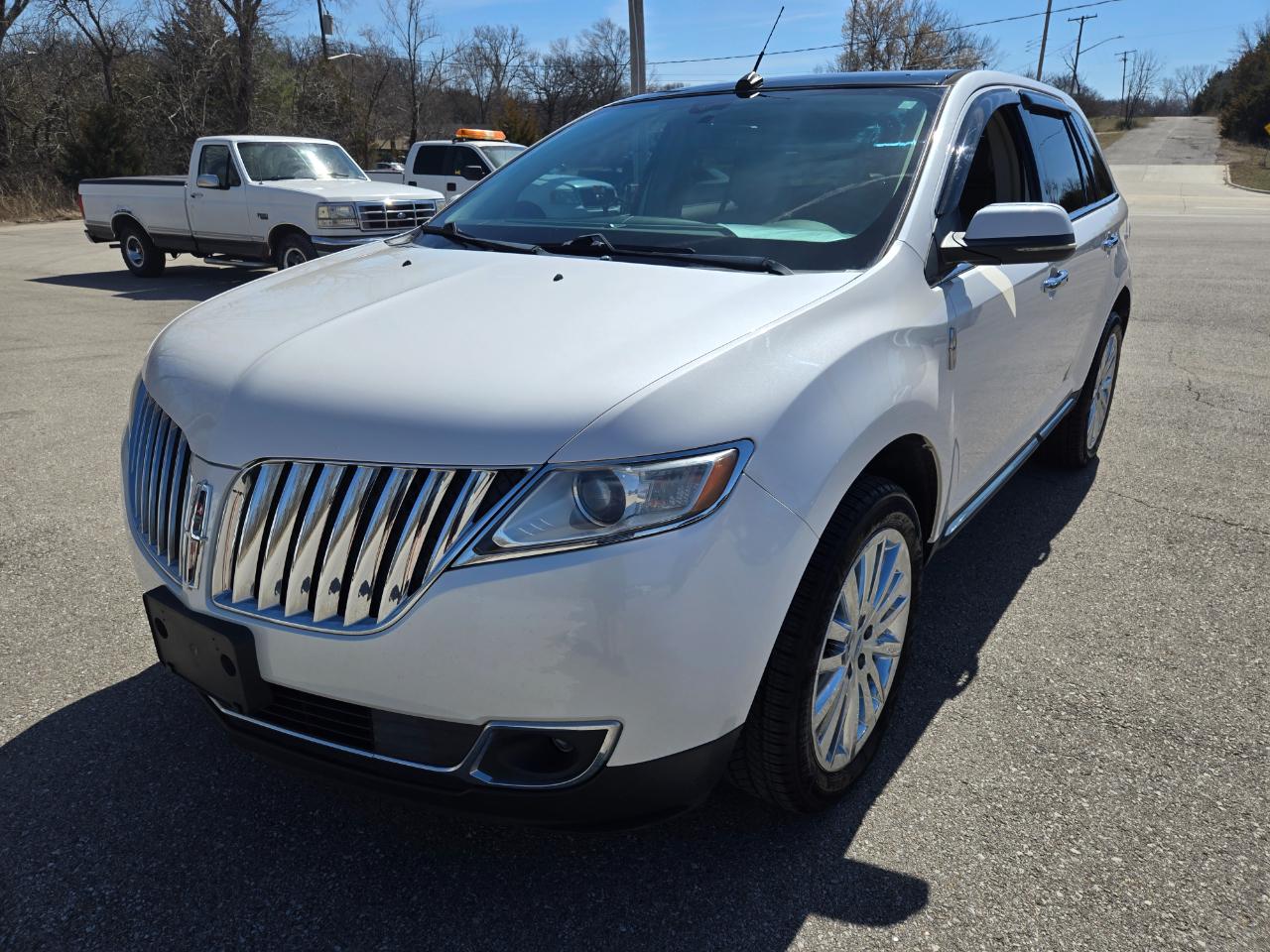 2013 Lincoln MKX Base