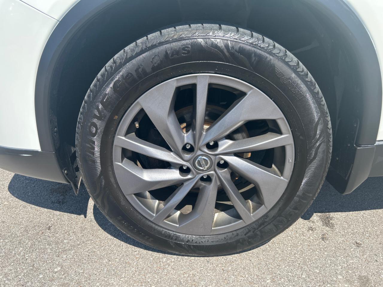 Nissan Rogue AWD 4dr SL 2016