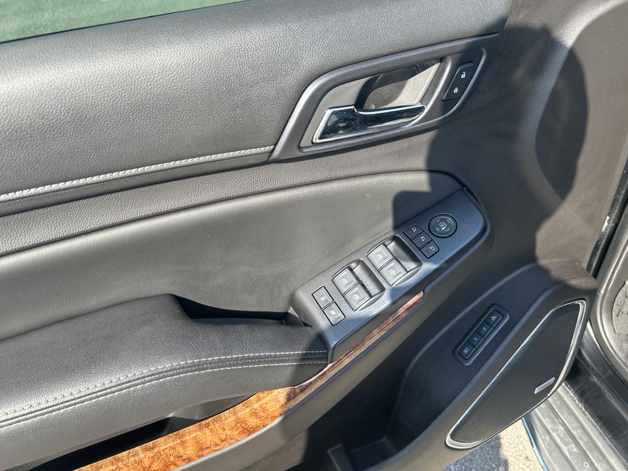 Chevrolet Tahoe 2WD 4dr LTZ 2015