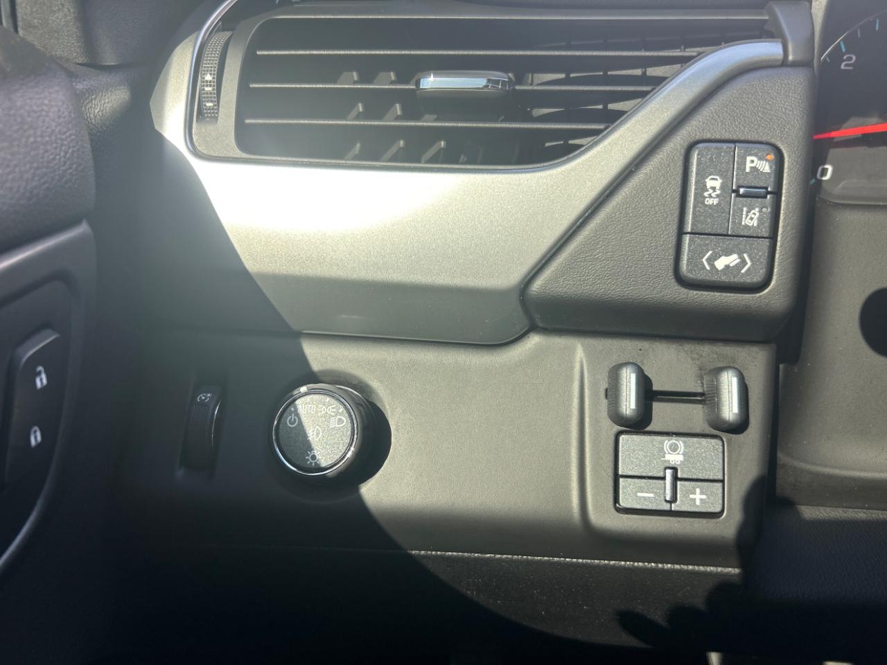 Chevrolet Tahoe 2WD 4dr LTZ 2015