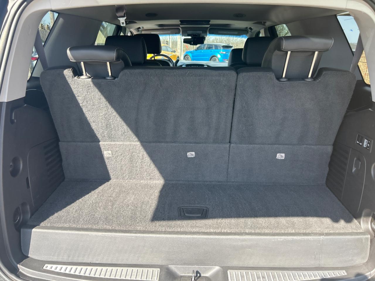 Chevrolet Tahoe 2WD 4dr LTZ 2015