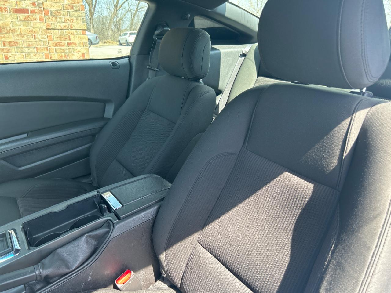 Ford Mustang 2dr Cpe V6 2014