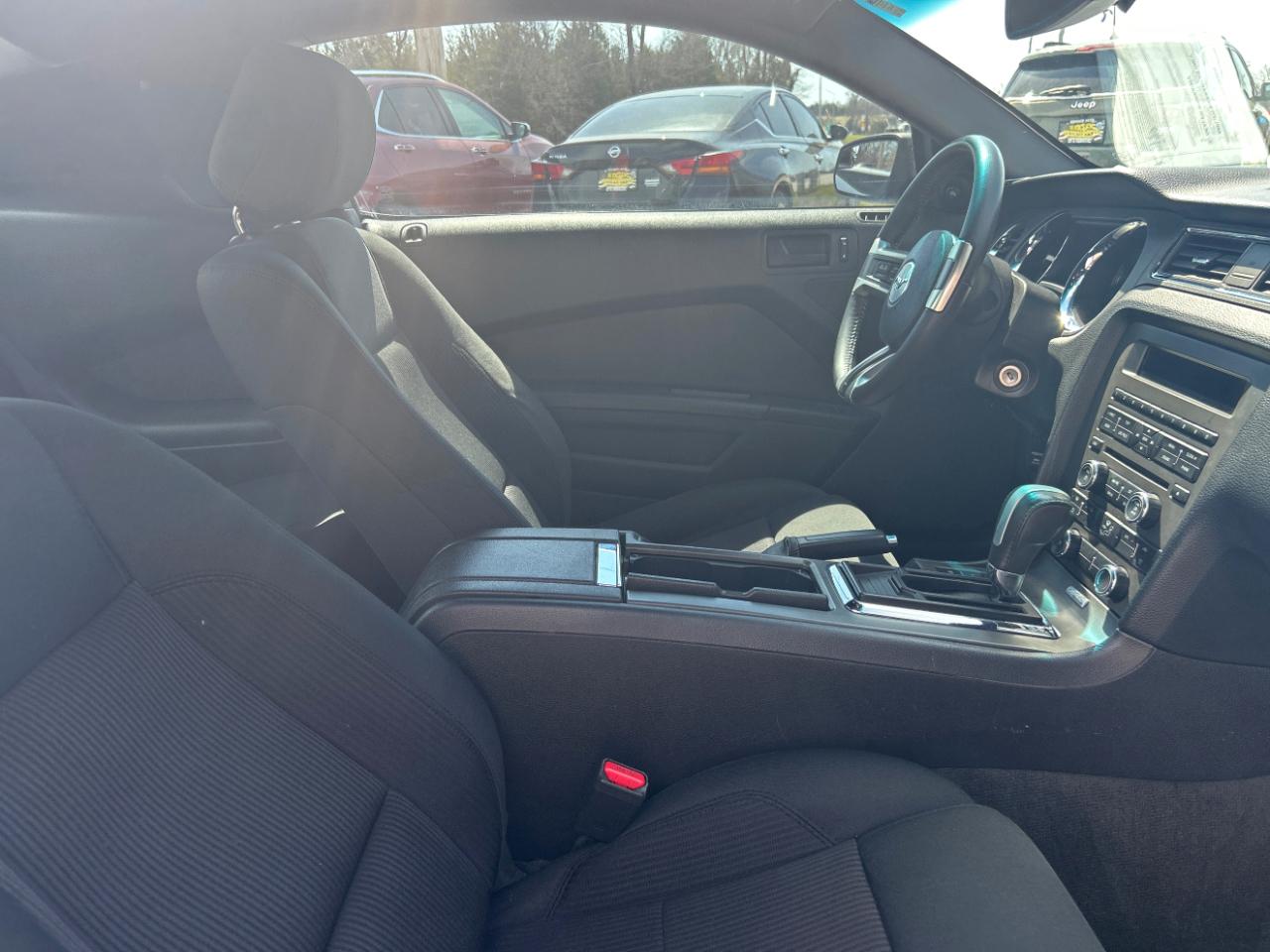 Ford Mustang 2dr Cpe V6 2014