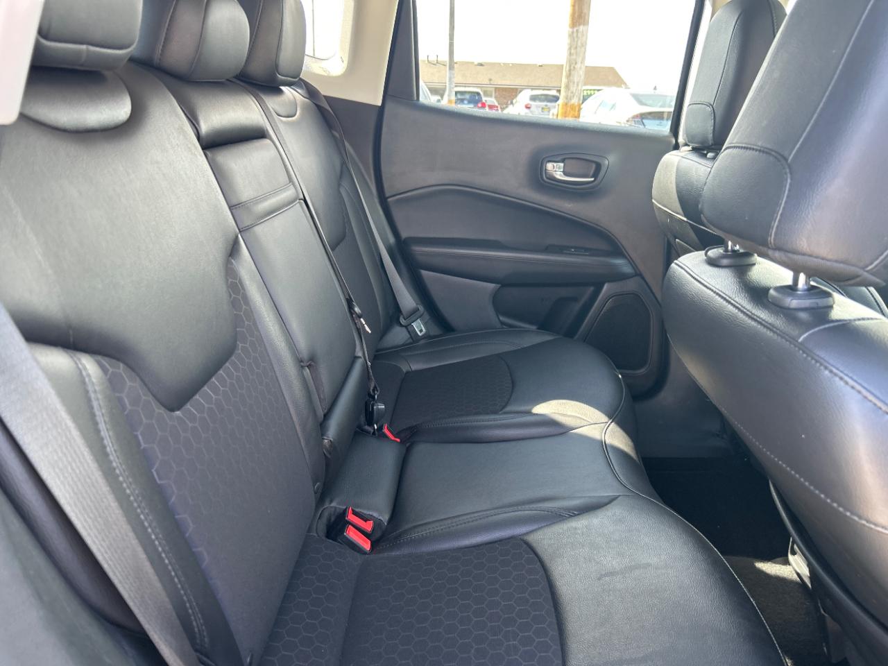 Jeep Compass Altitude FWD 2019