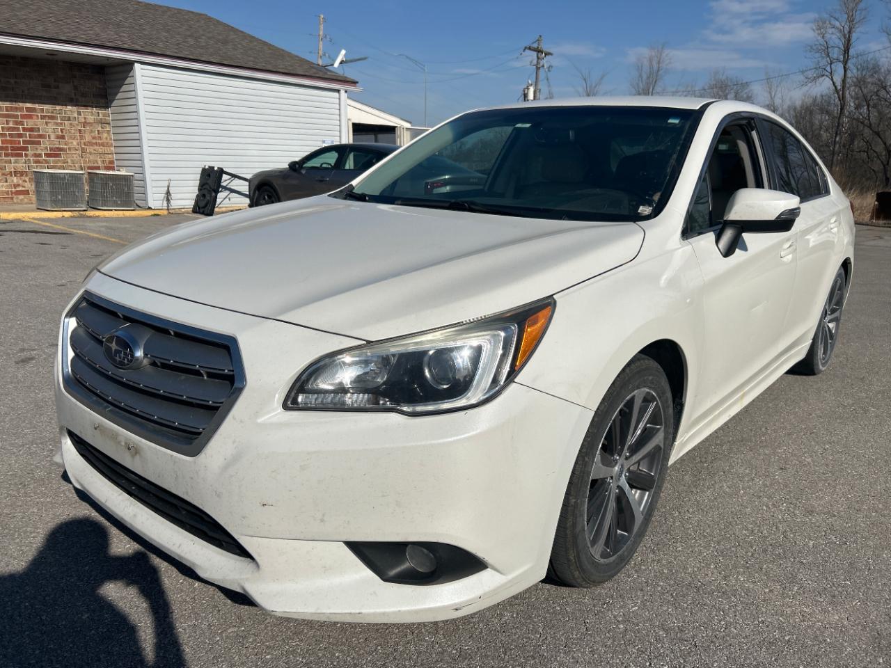 Subaru Legacy 4dr Sdn 2.5i Limited 2015