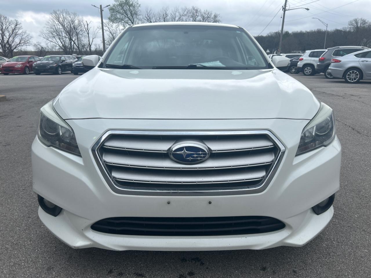 Subaru Legacy 4dr Sdn 2.5i Limited 2015