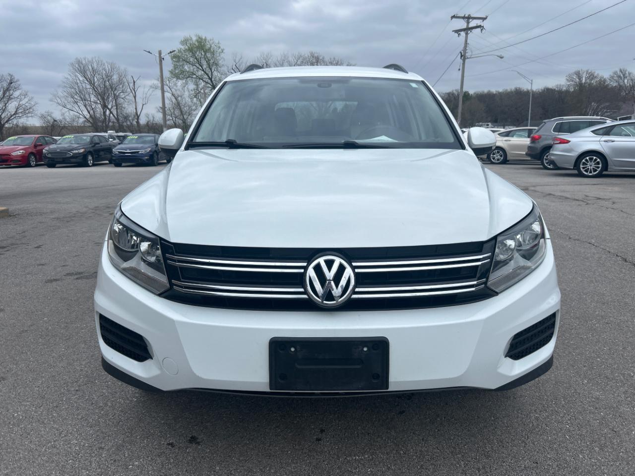 Volkswagen Tiguan 4MOTION 4dr Auto SEL 2016