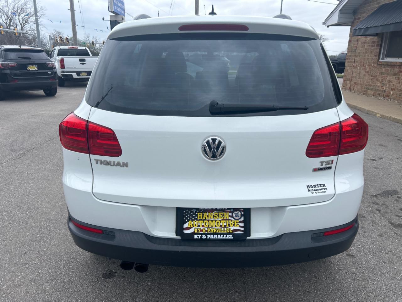 Volkswagen Tiguan 4MOTION 4dr Auto SEL 2016