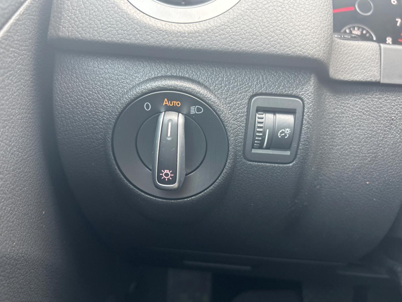 Volkswagen Tiguan 4MOTION 4dr Auto SEL 2016