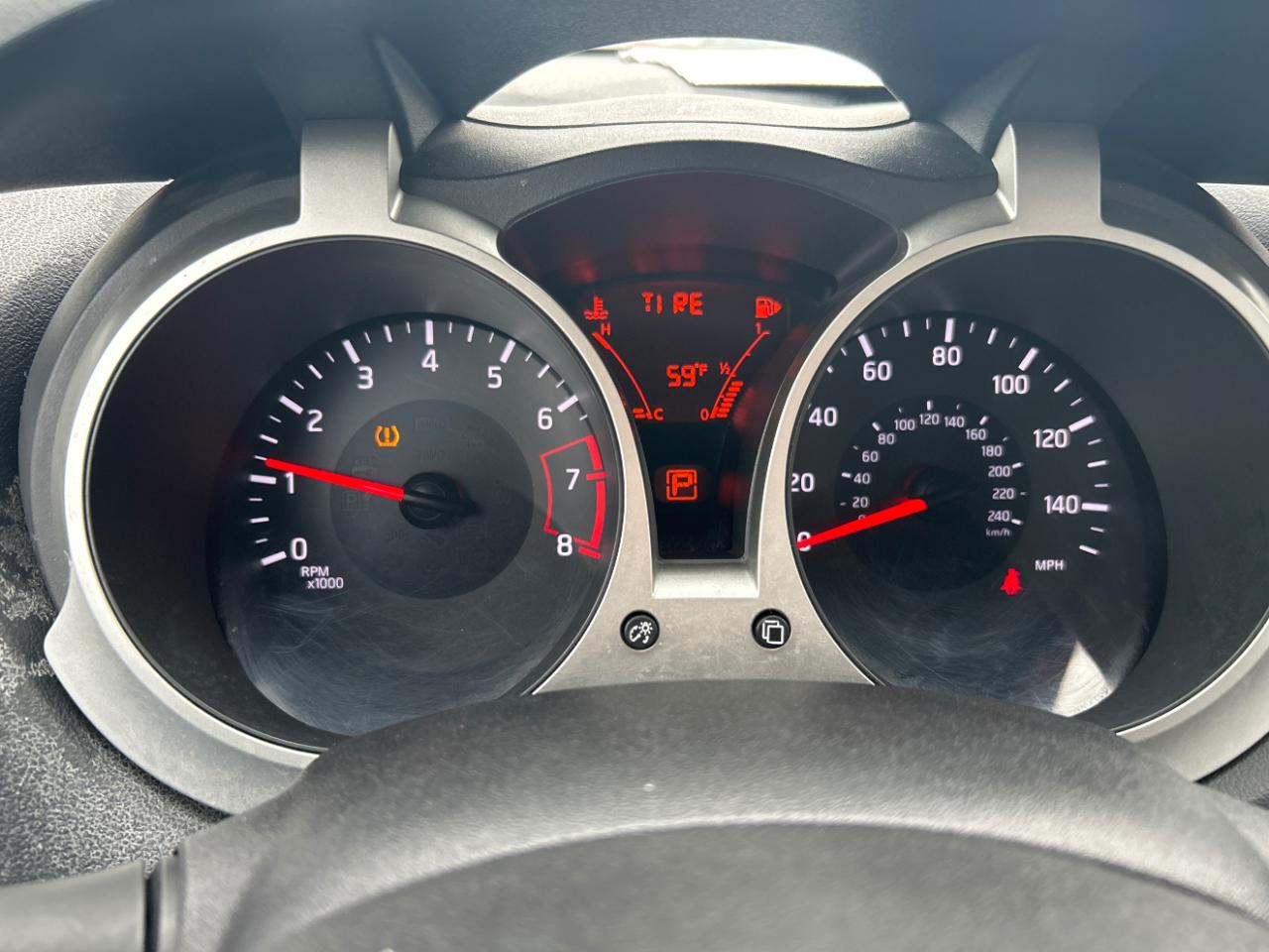 Nissan Juke 5dr Wgn CVT S FWD 2015