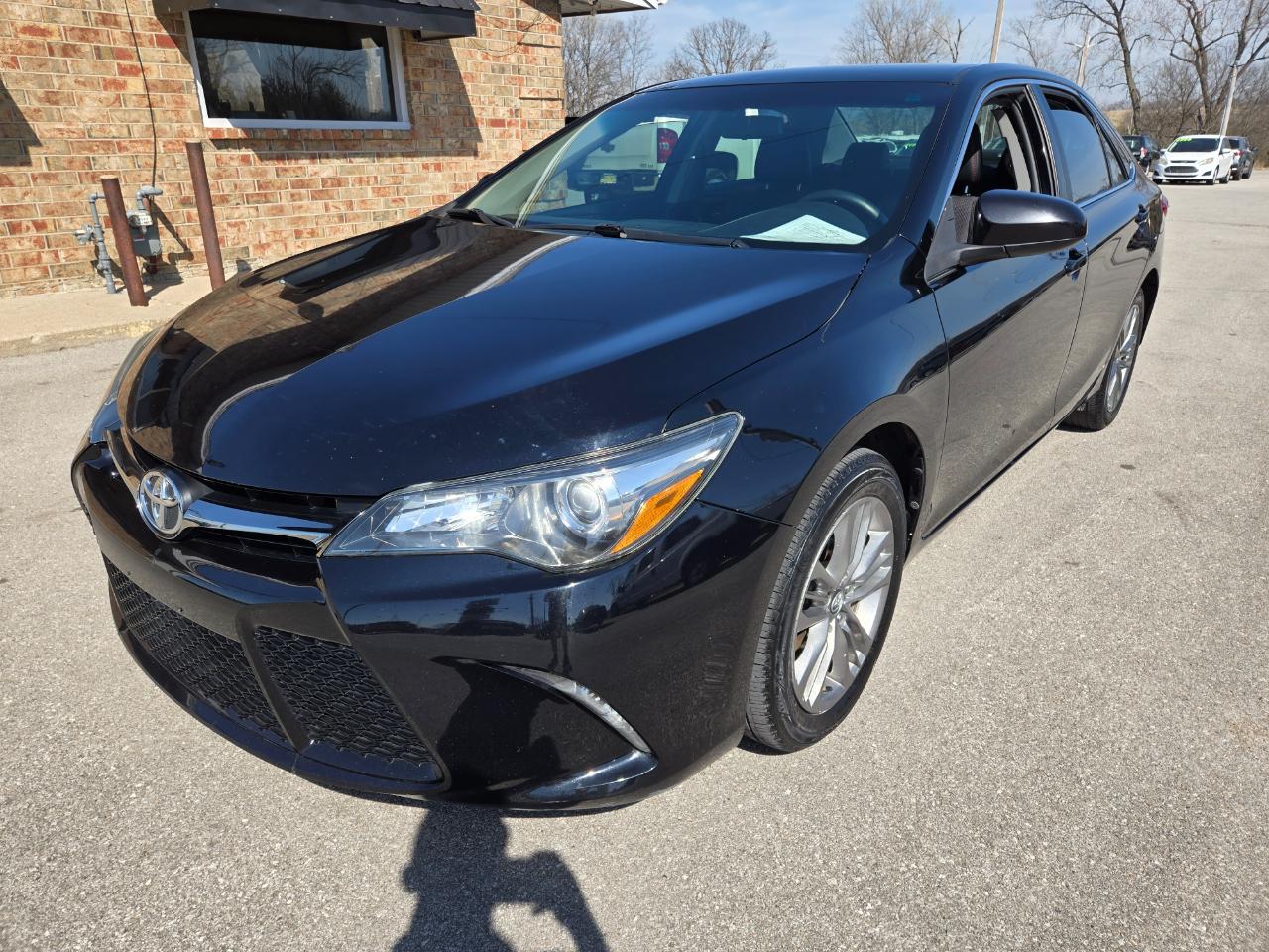 Toyota Camry XLE Auto (Natl) 2017