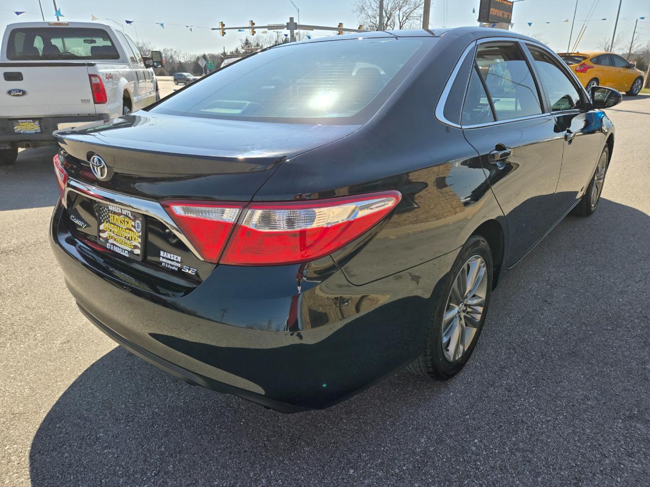 Toyota Camry XLE Auto (Natl) 2017
