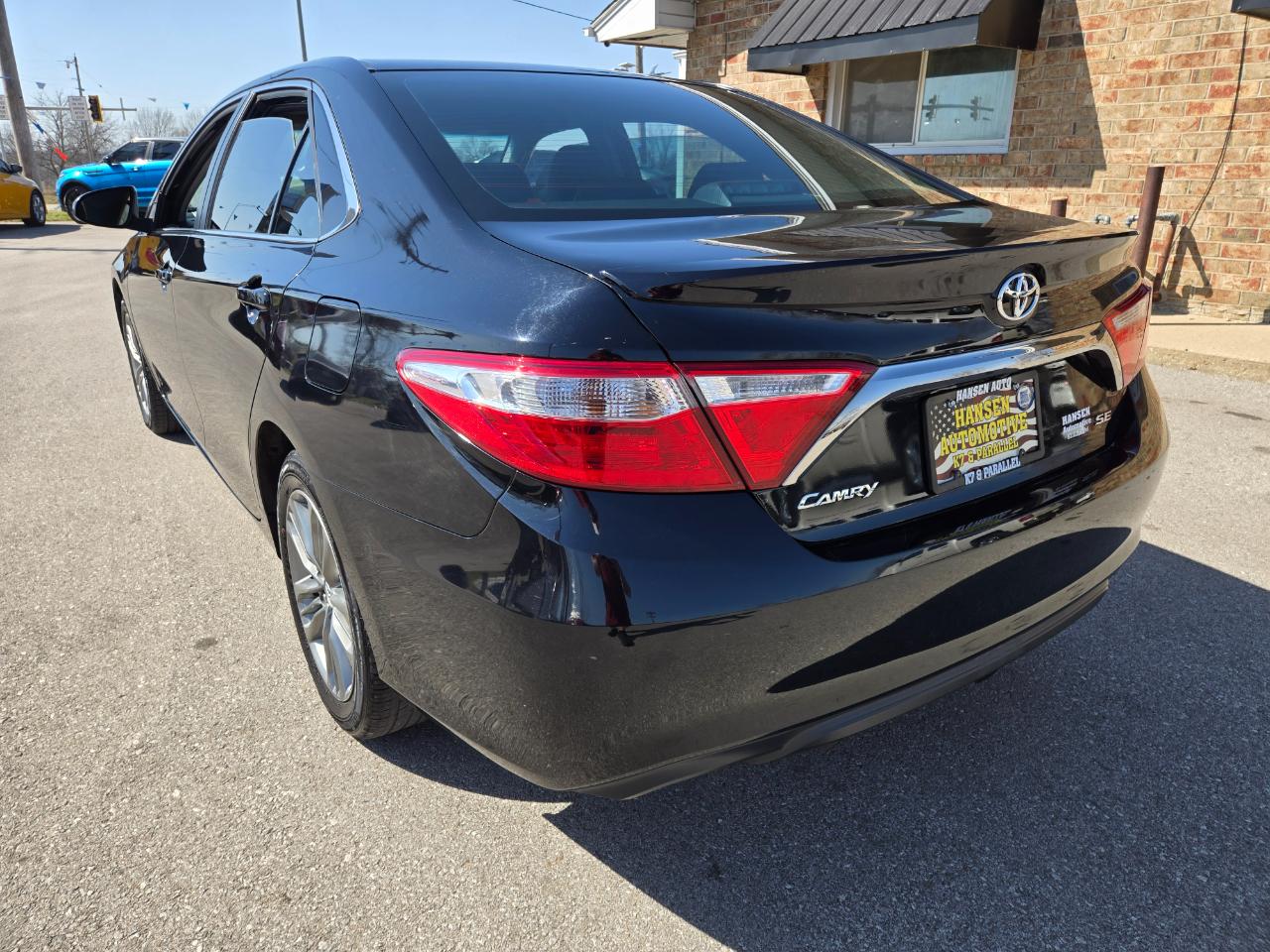 Toyota Camry XLE Auto (Natl) 2017