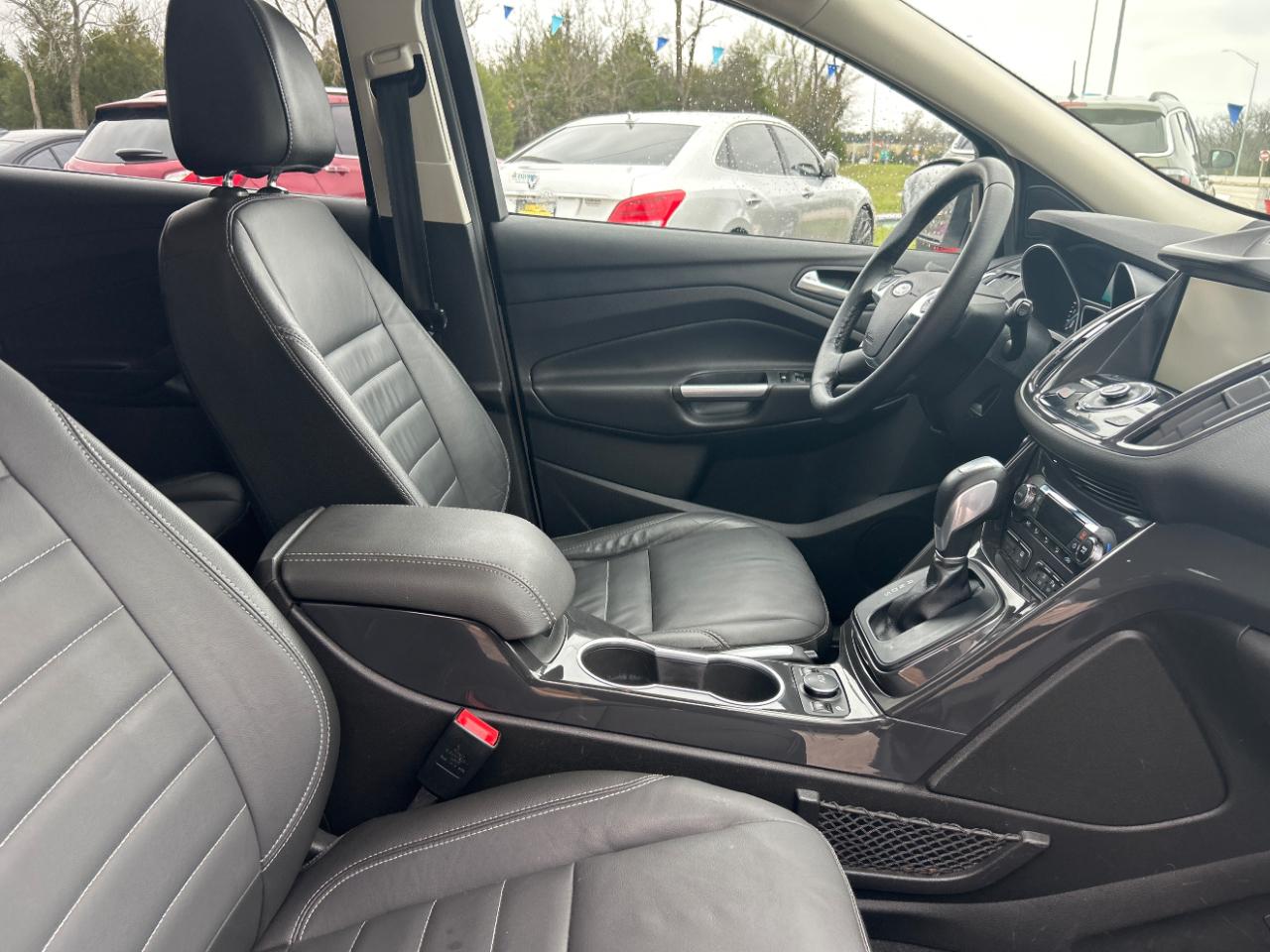 Ford Escape FWD 4dr Titanium 2015