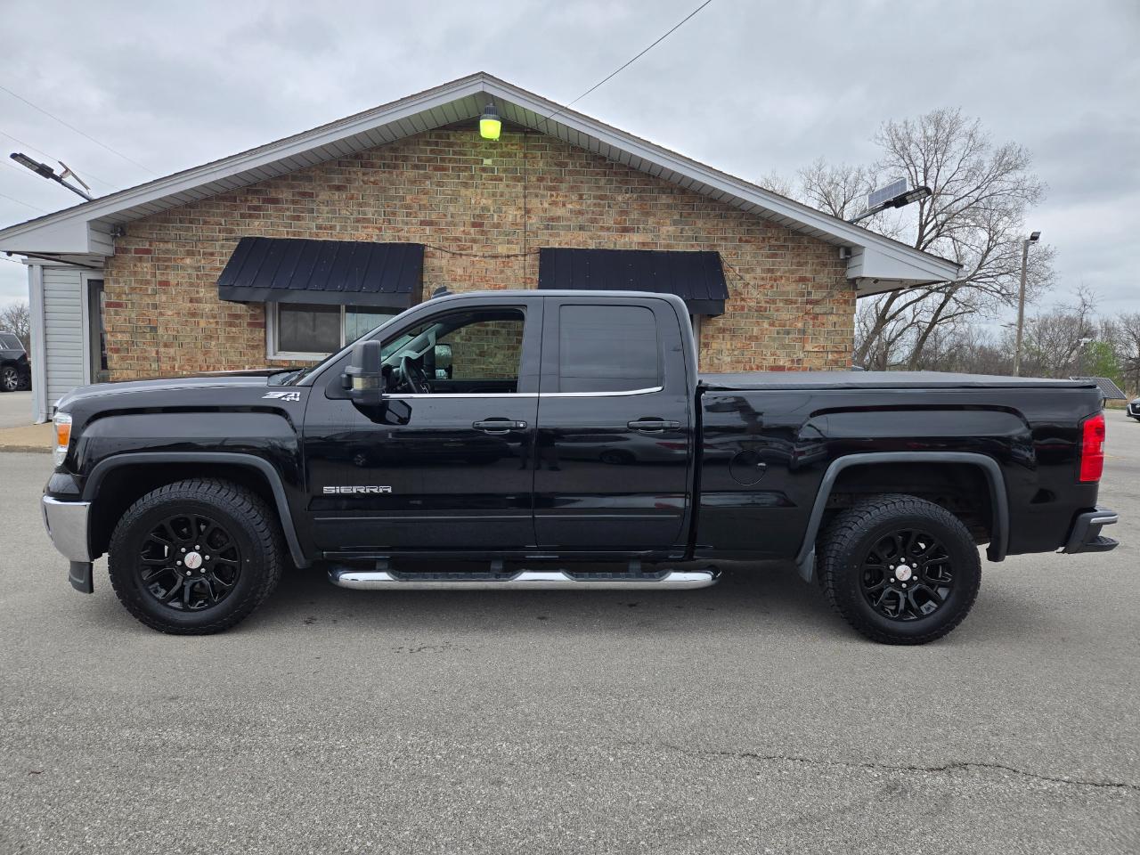 GMC Sierra 1500 4WD Double Cab 143.5" SLE 2014