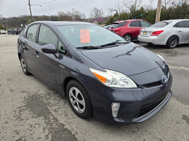 Gray 2013 Toyota Prius One Hatchback Front-Wheel Drive Continuously Variable Transmission