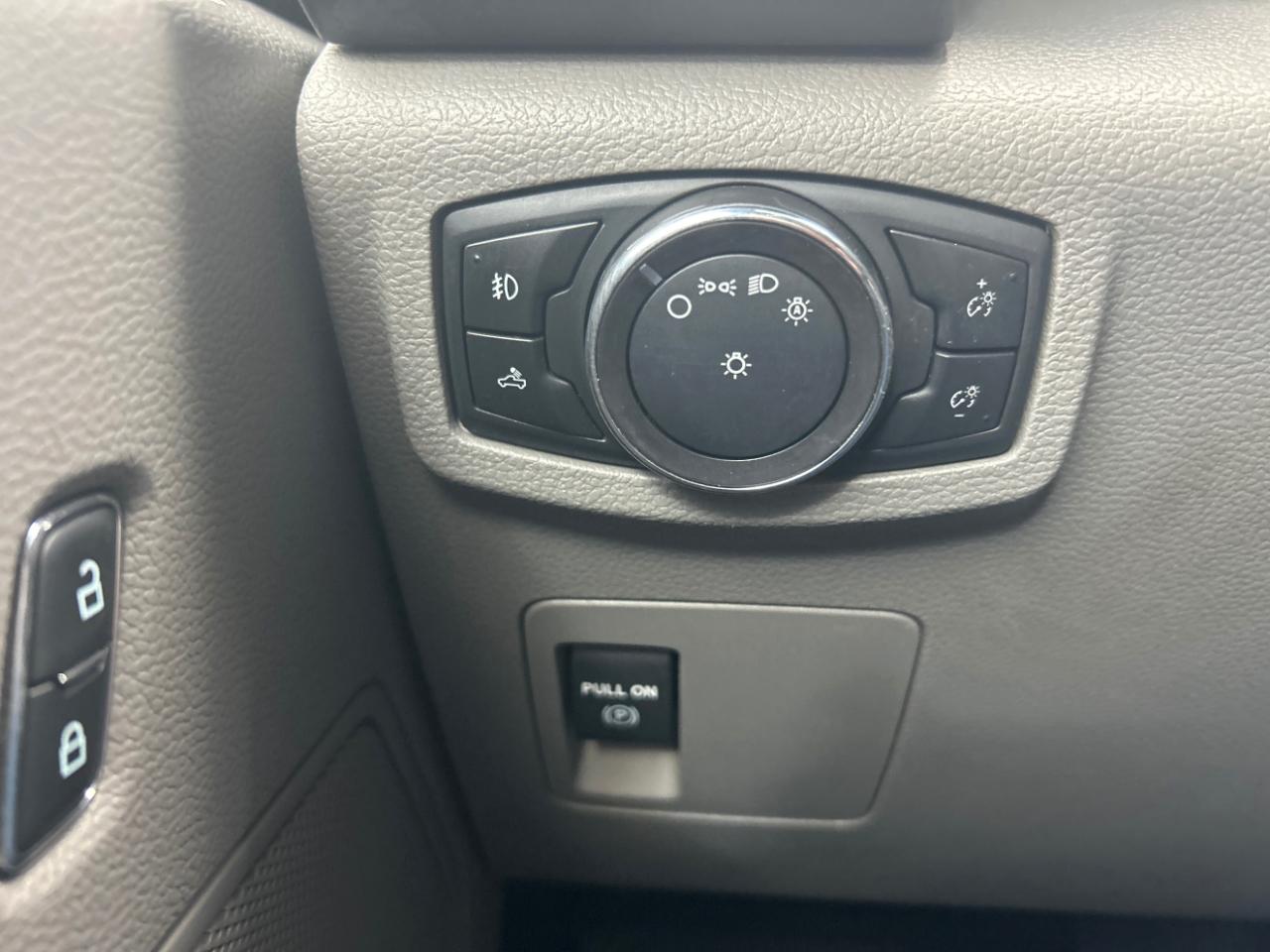 Ford F-150 XL 4WD SuperCrew 5.5' Box 2019