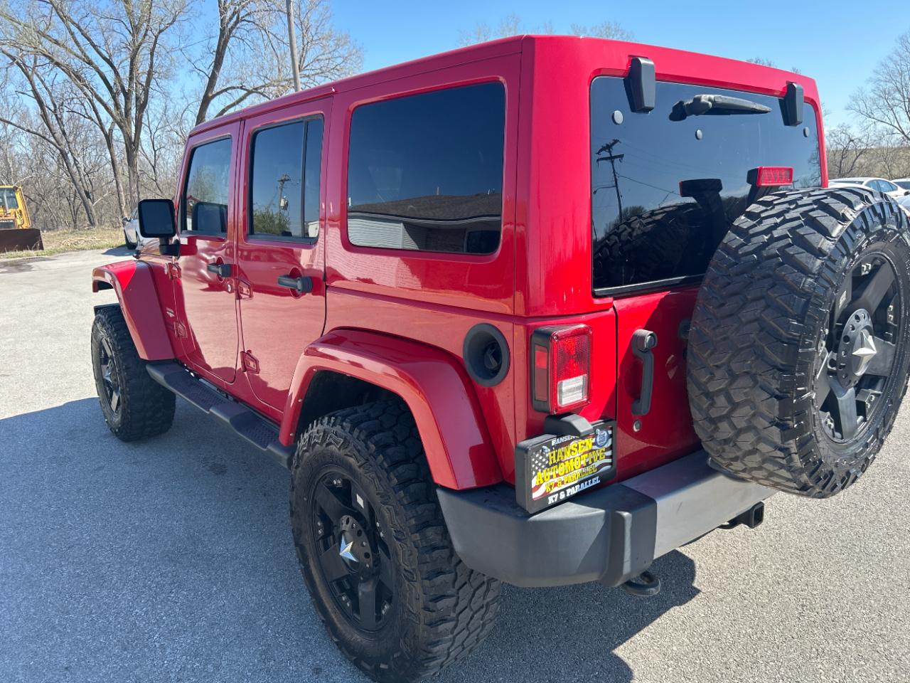 Jeep Wrangler Unlimited 4WD 4dr Sahara 2014