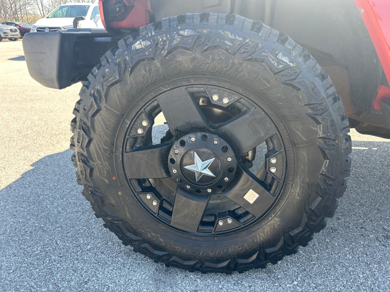 Jeep Wrangler Unlimited 4WD 4dr Sahara 2014