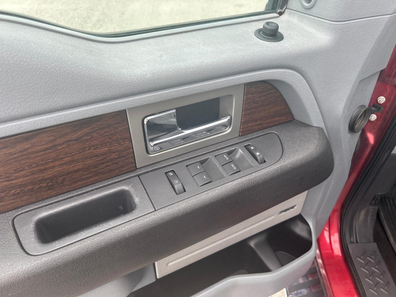 Ford F-150 4WD SuperCrew 145" XL 2013