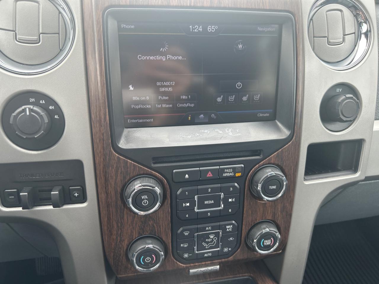 Ford F-150 4WD SuperCrew 145" XL 2013