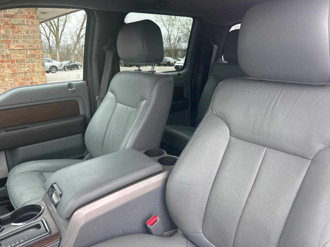 Ford F-150 4WD SuperCrew 145" XL 2013