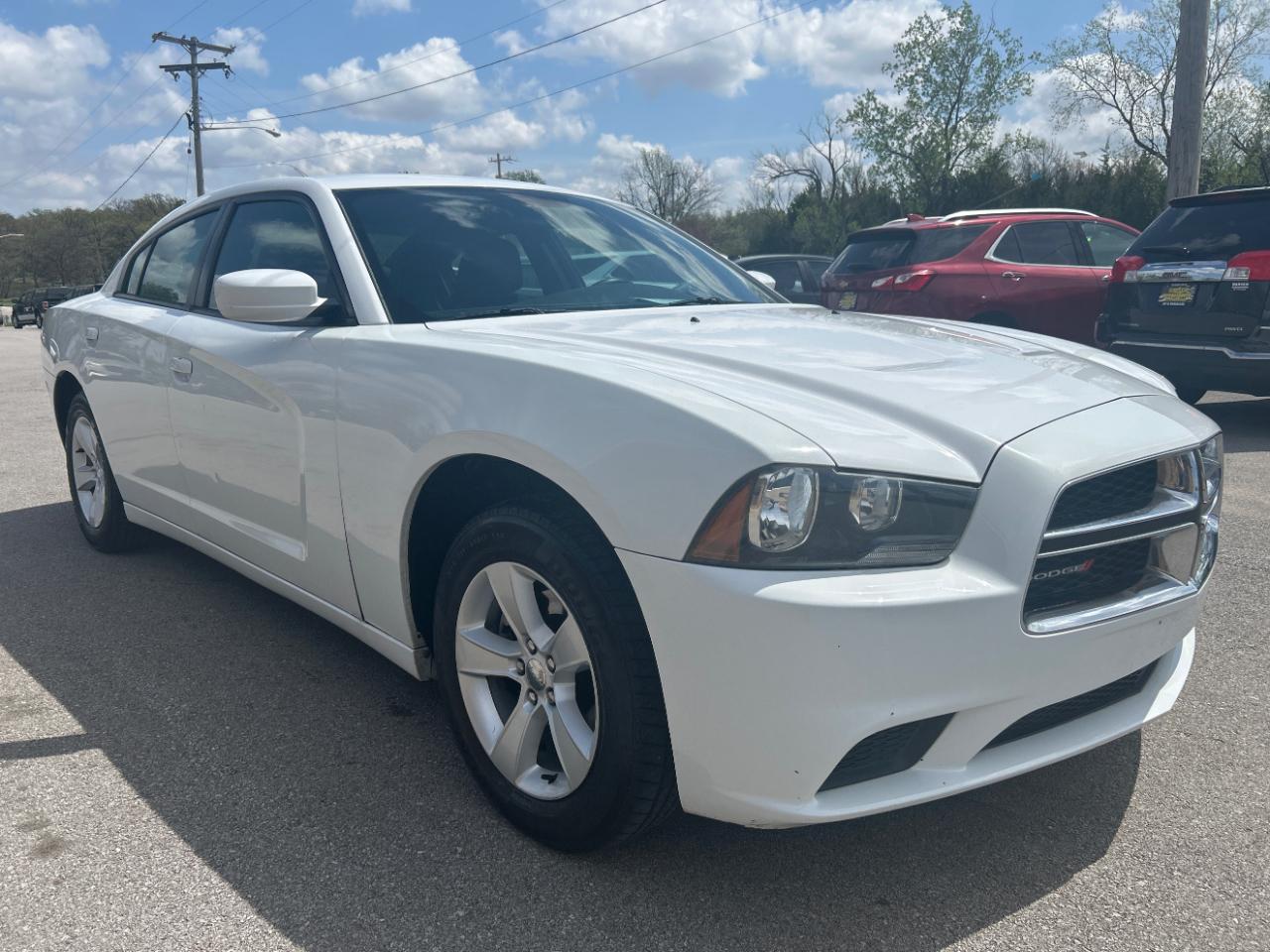 Dodge Charger 4dr Sdn SE RWD 2014