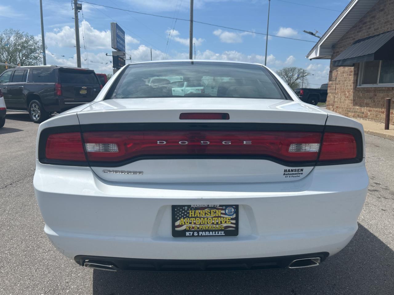 Dodge Charger 4dr Sdn SE RWD 2014