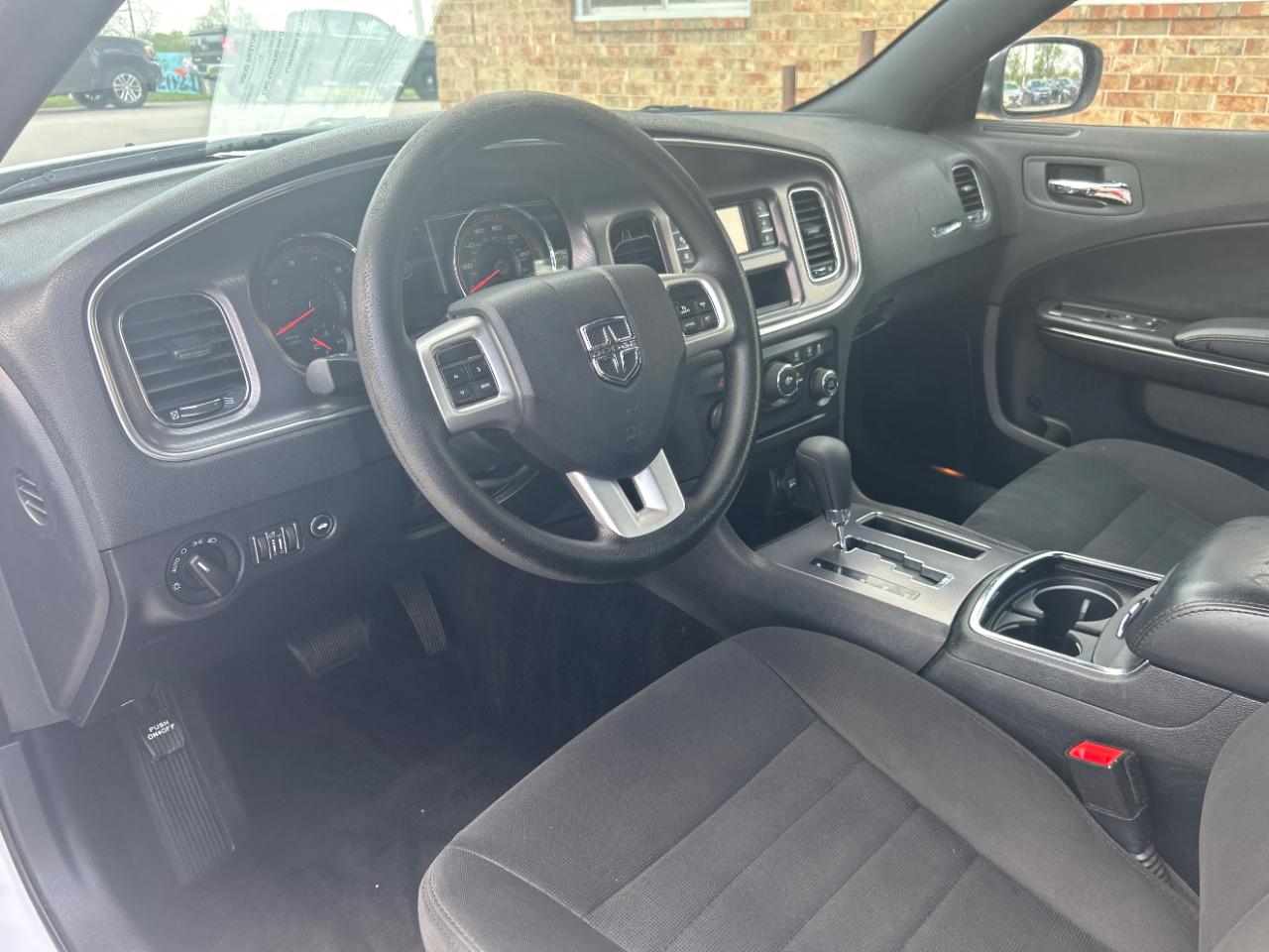 Dodge Charger 4dr Sdn SE RWD 2014