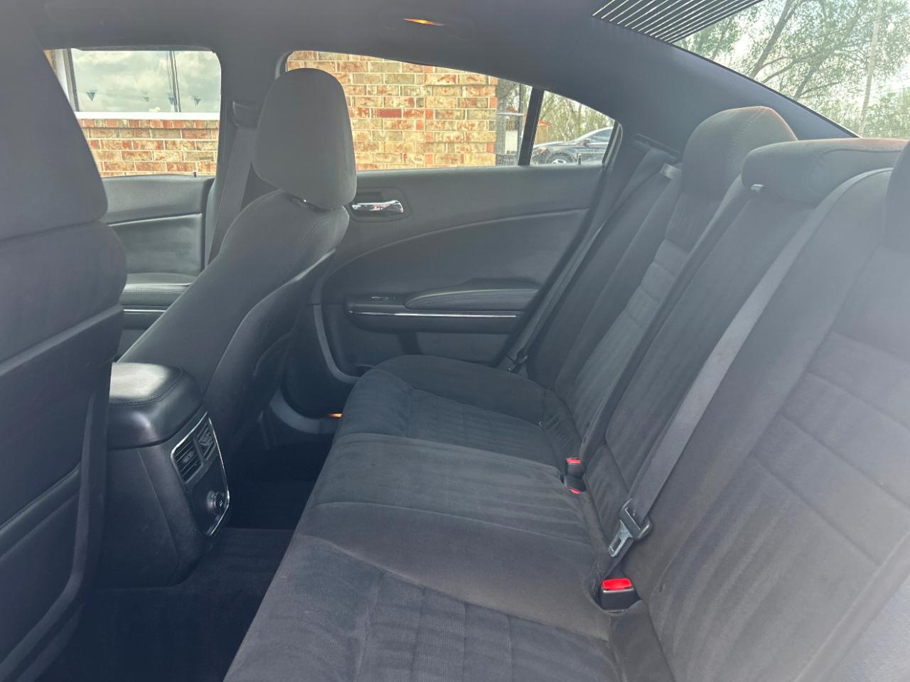 Dodge Charger 4dr Sdn SE RWD 2014