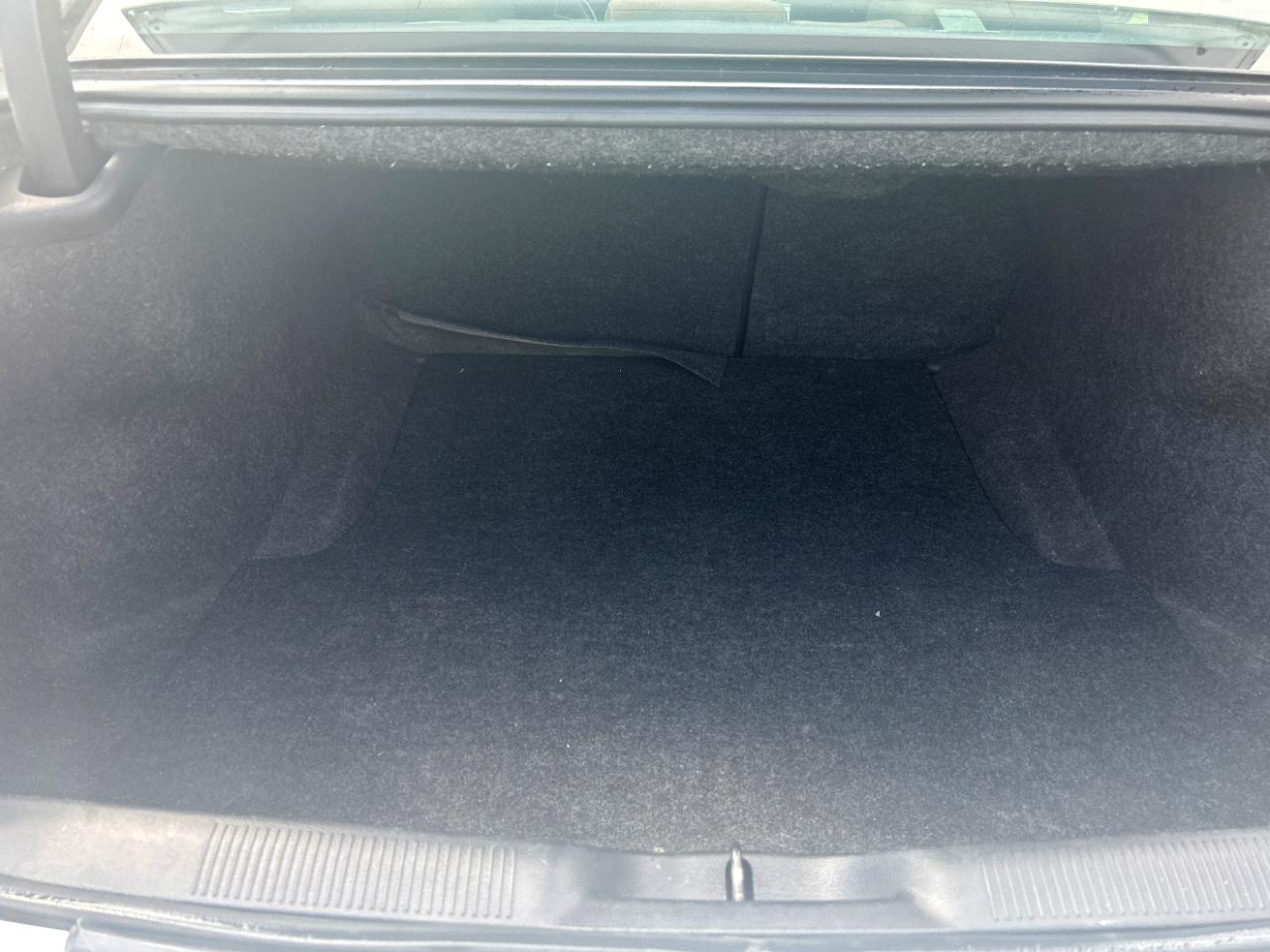 Dodge Charger 4dr Sdn SE RWD 2014