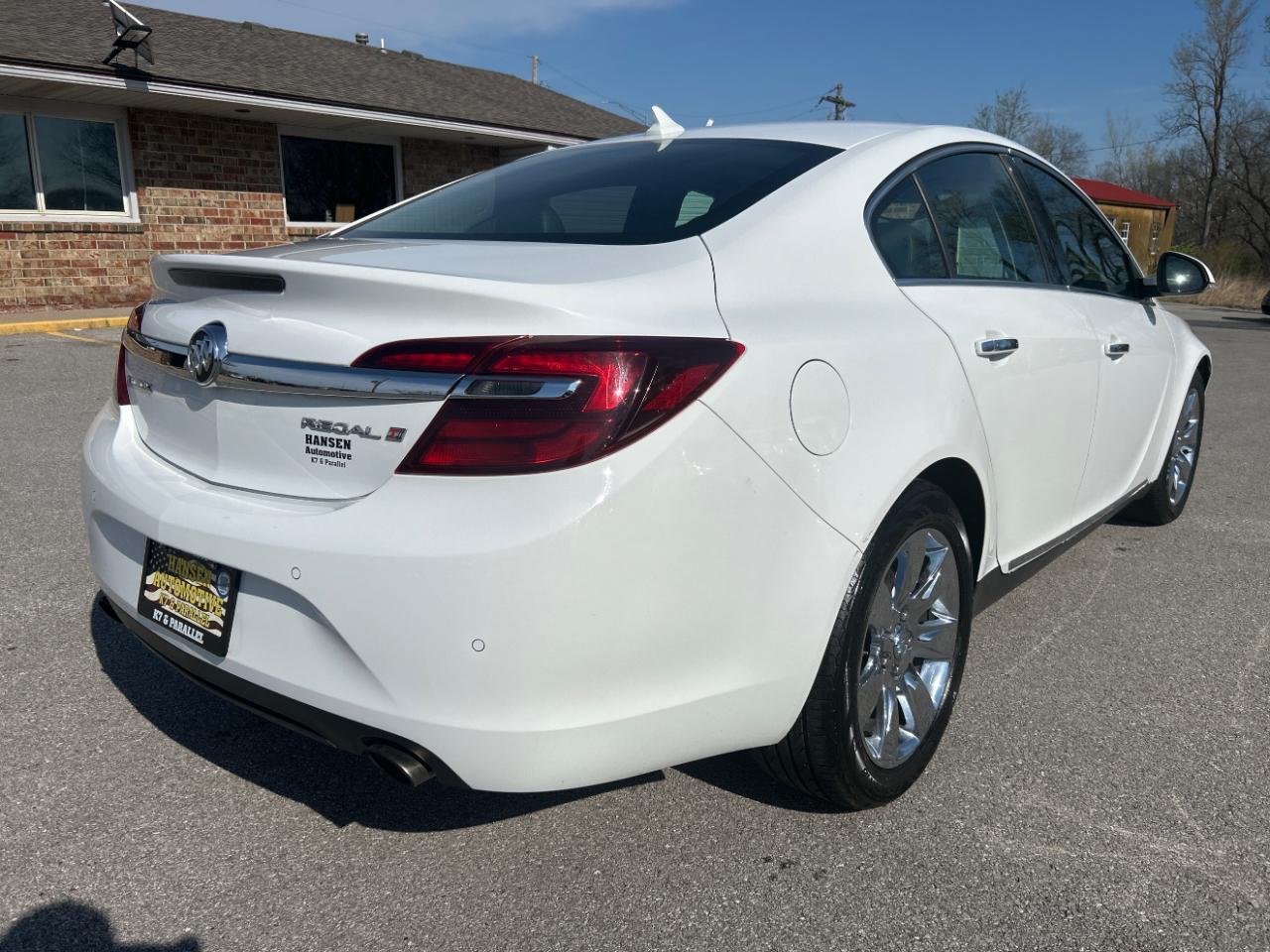 Buick Regal 4dr Sdn Premium I FWD 2014