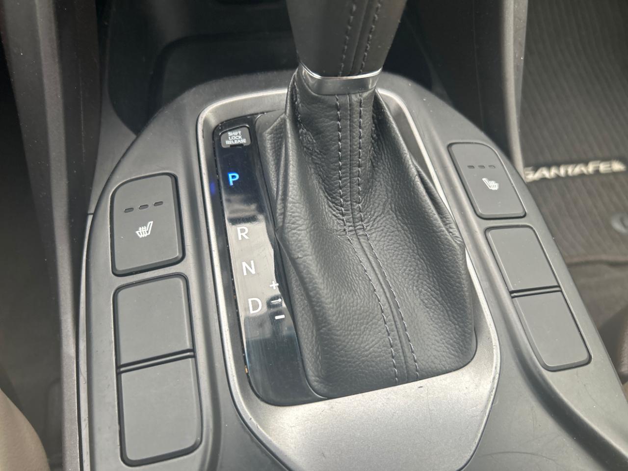 Hyundai Santa Fe FWD 4dr GLS 2013