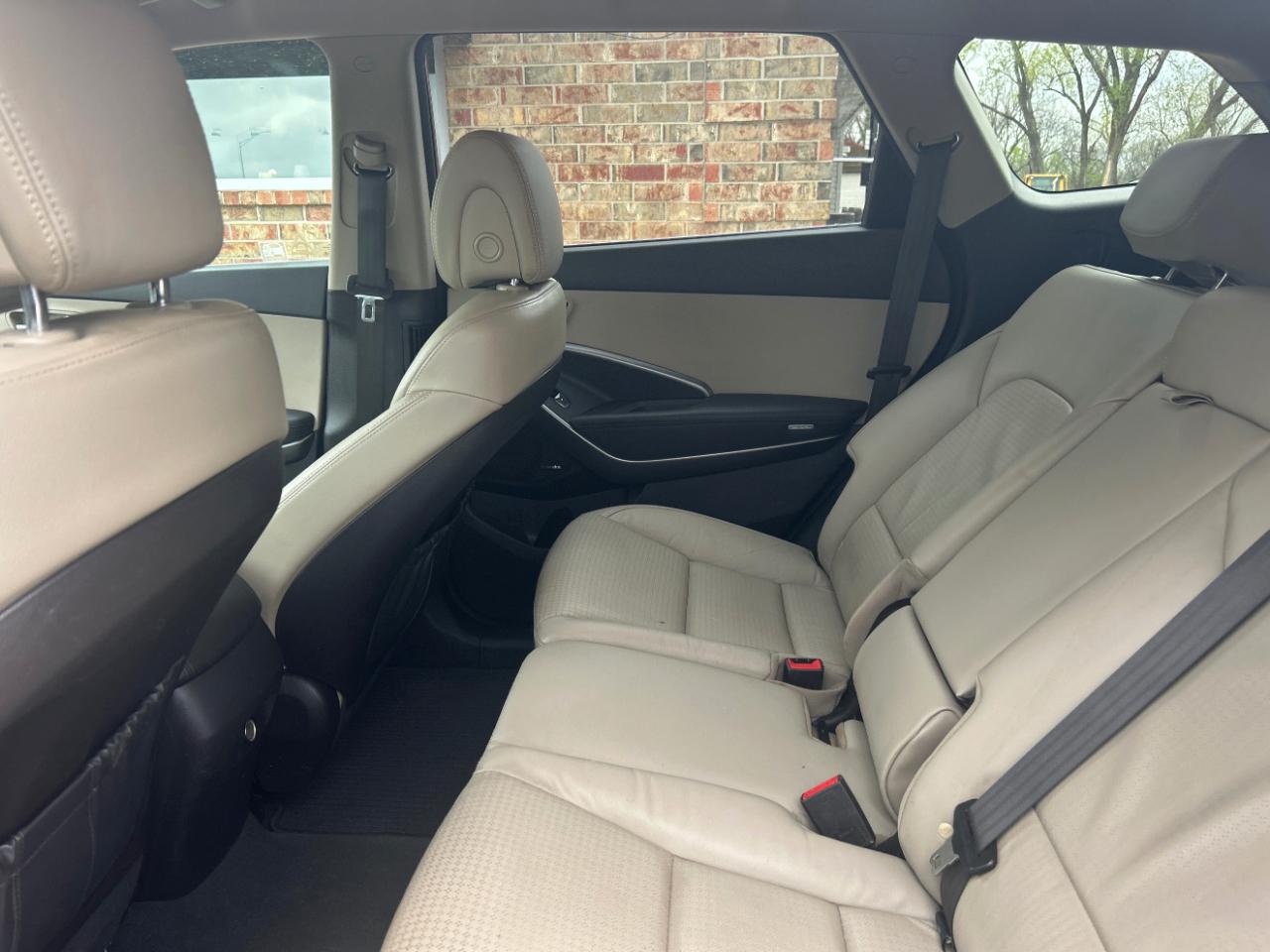 Hyundai Santa Fe FWD 4dr GLS 2013