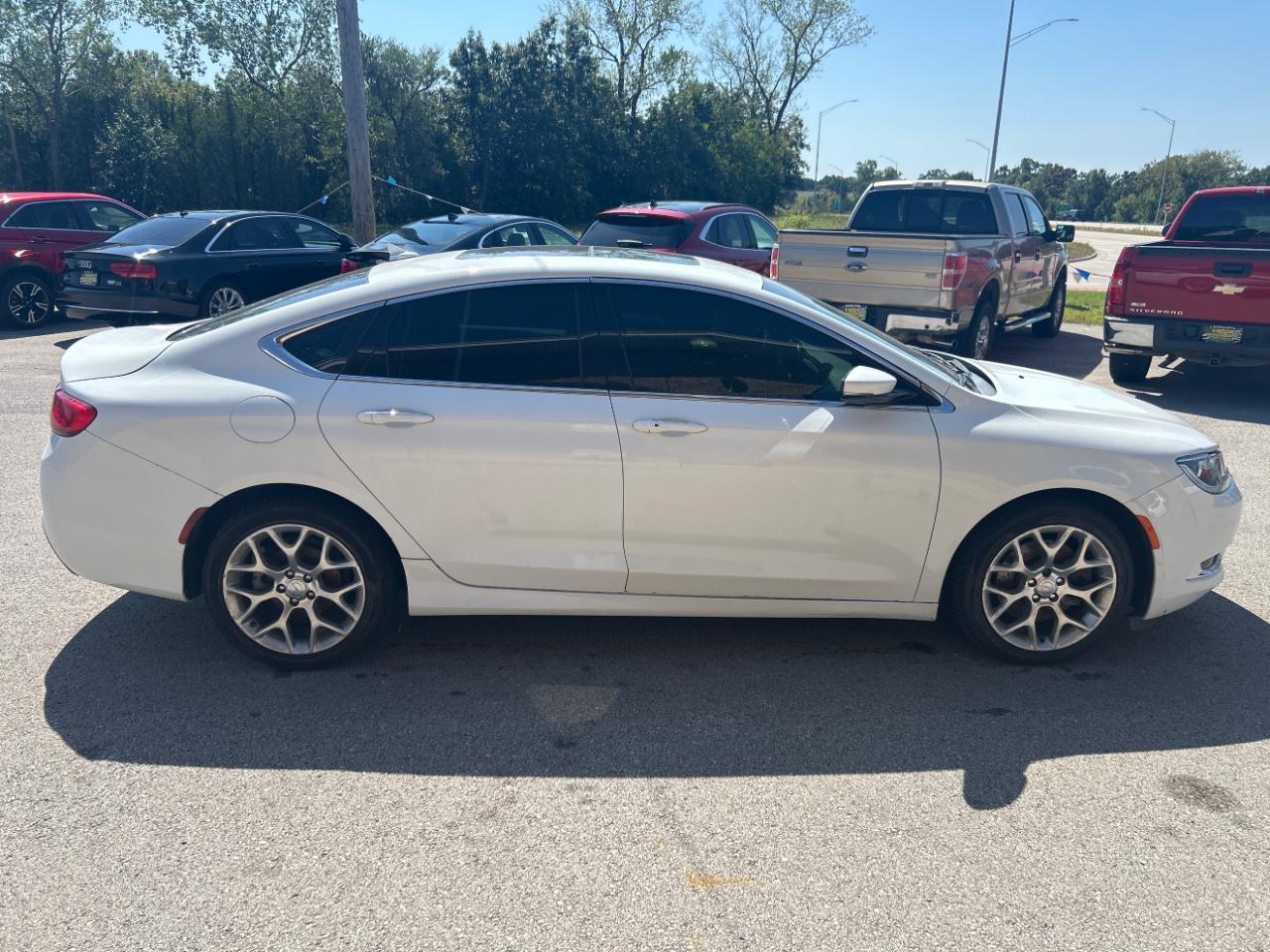 Chrysler 200 4dr Sdn C AWD 2015