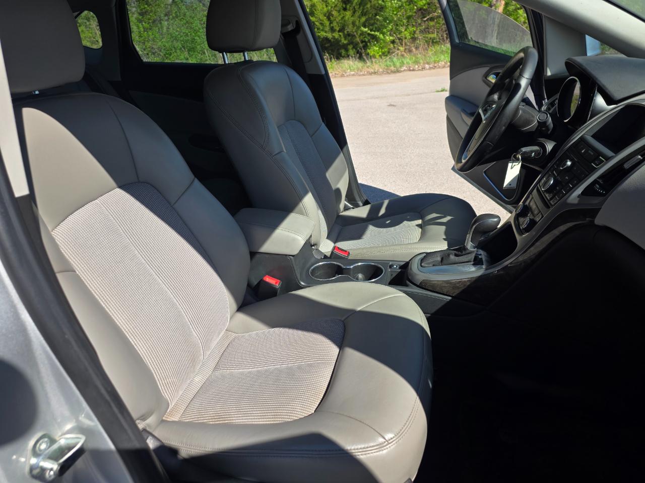 Buick Verano 4dr Sdn Convenience Group 2015